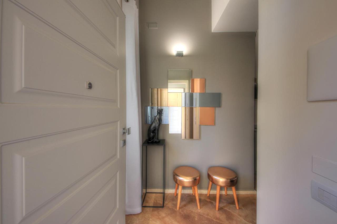 Urban Central Suites Cagliari Buitenkant foto