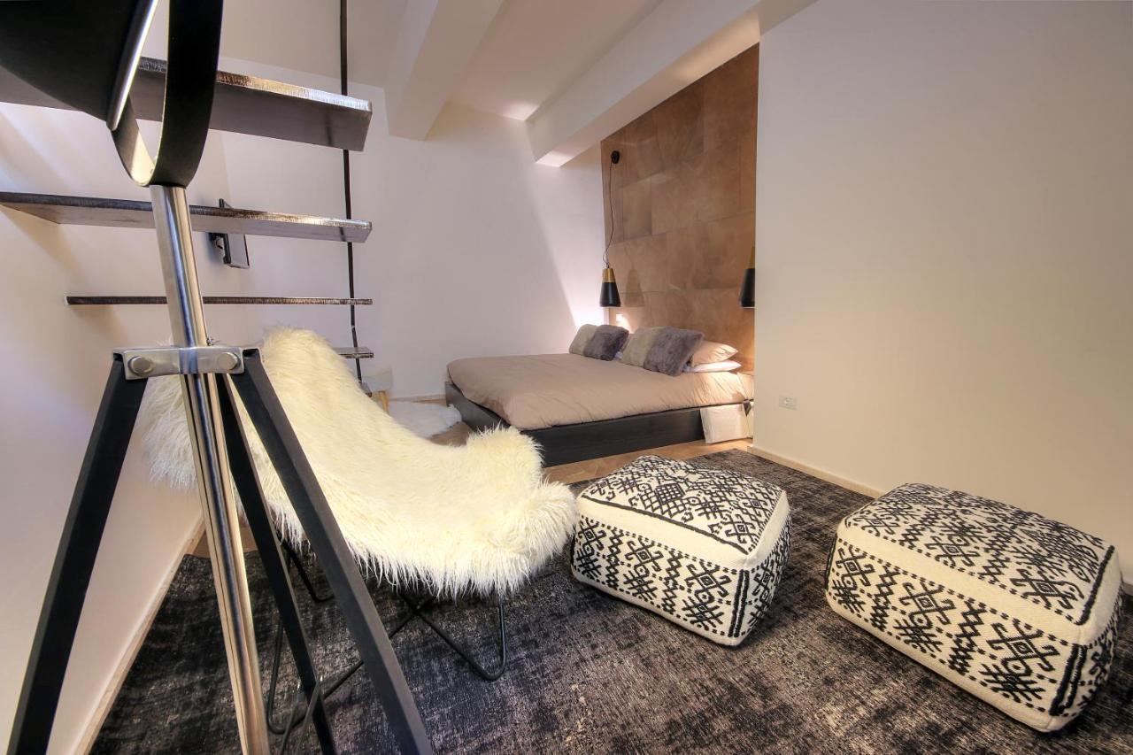 Urban Central Suites Cagliari Buitenkant foto