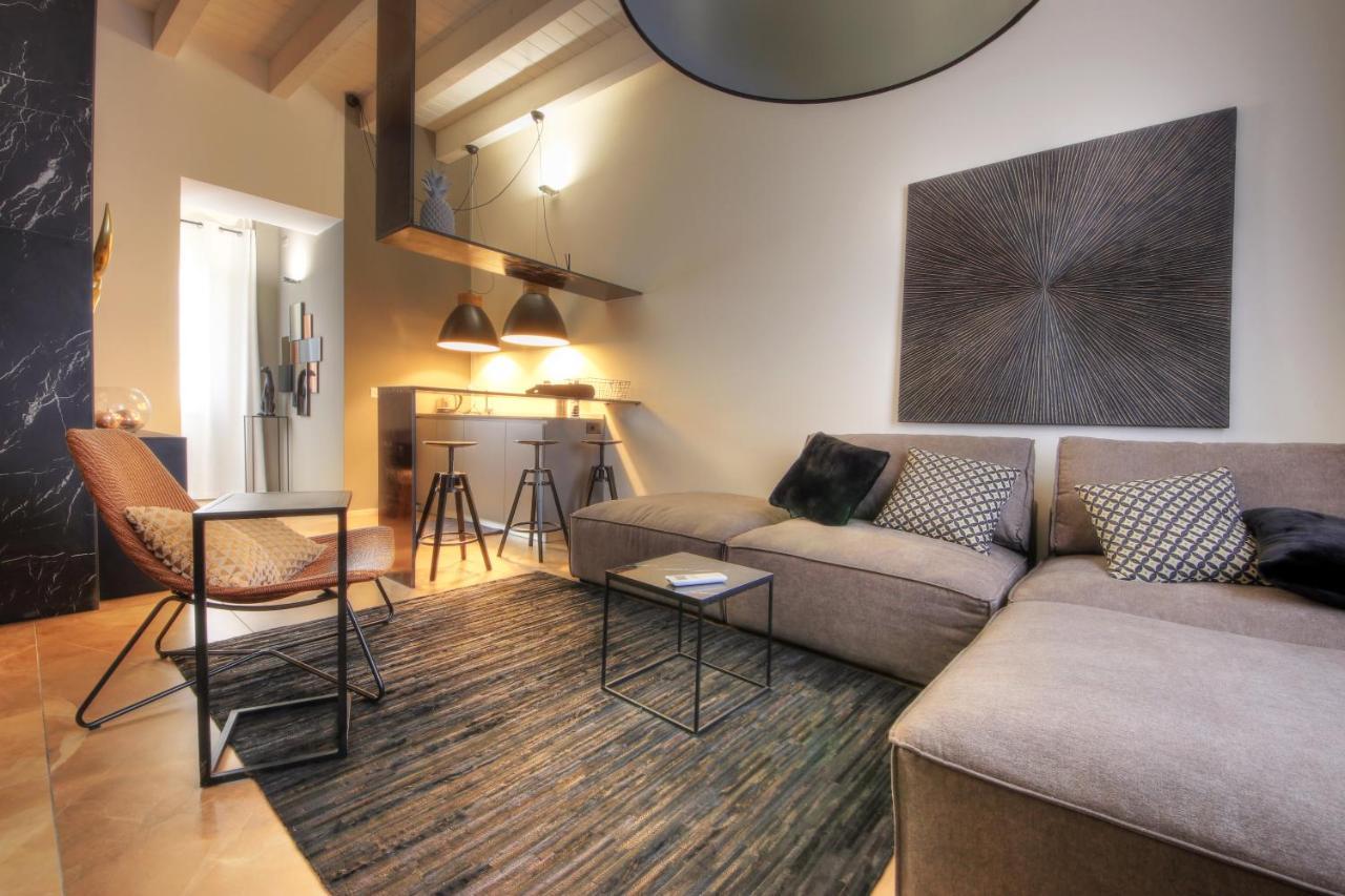 Urban Central Suites Cagliari Buitenkant foto