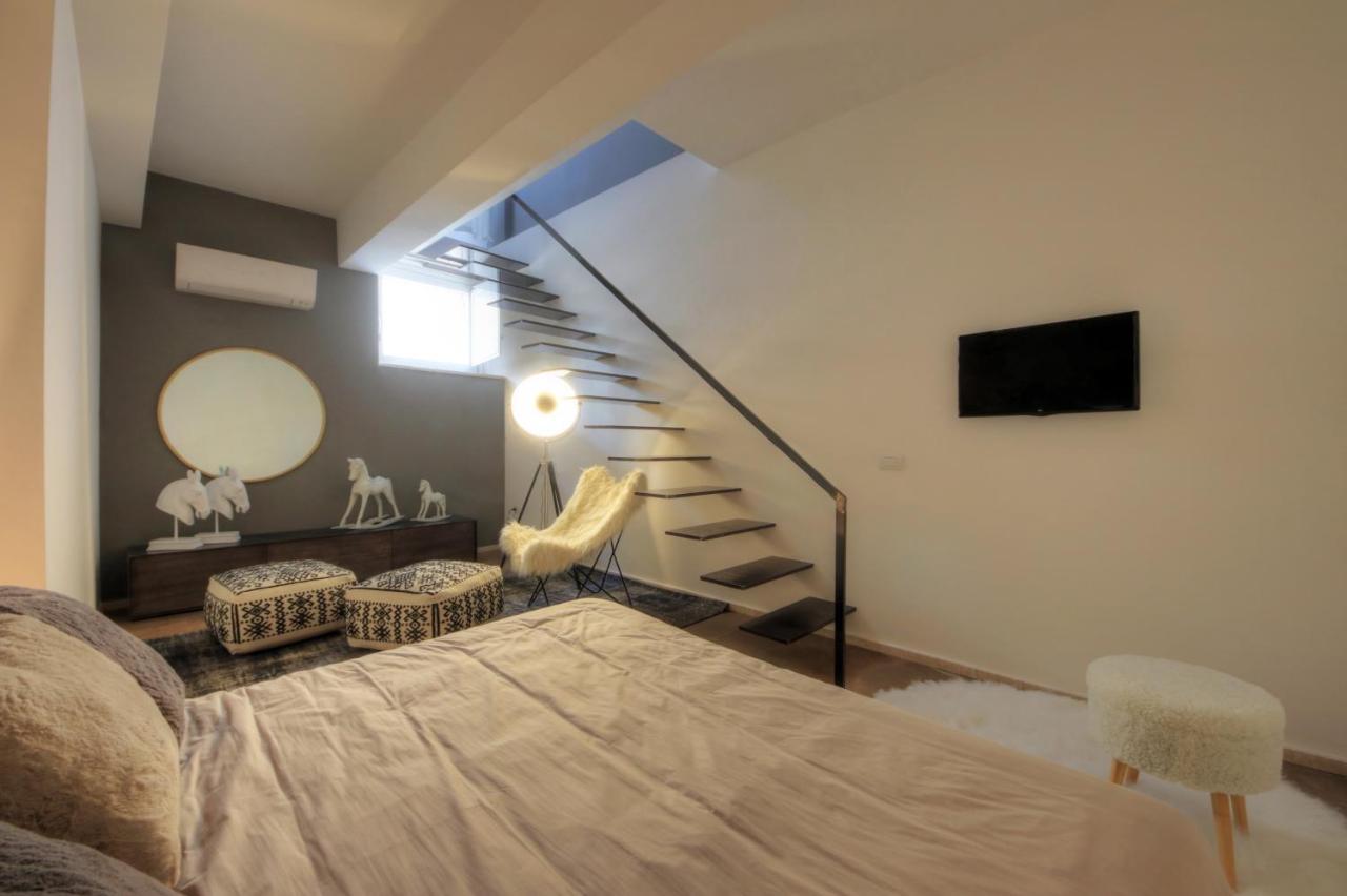 Urban Central Suites Cagliari Buitenkant foto